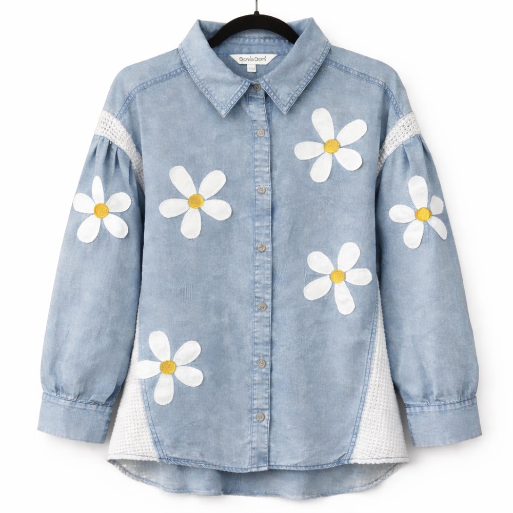 DAVI & DANI Blue Button-Down Shirt with Daisy Design